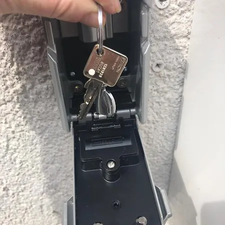 Апартаменты Einfache Monteurwohnung Mit Wlan Und Sat Tv, Netflix Frankweiler